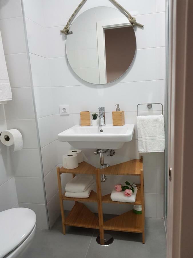 Apartamento Jerez 2018 เฮเรซ เด ลาฟรอนเตรา ภายนอก รูปภาพ