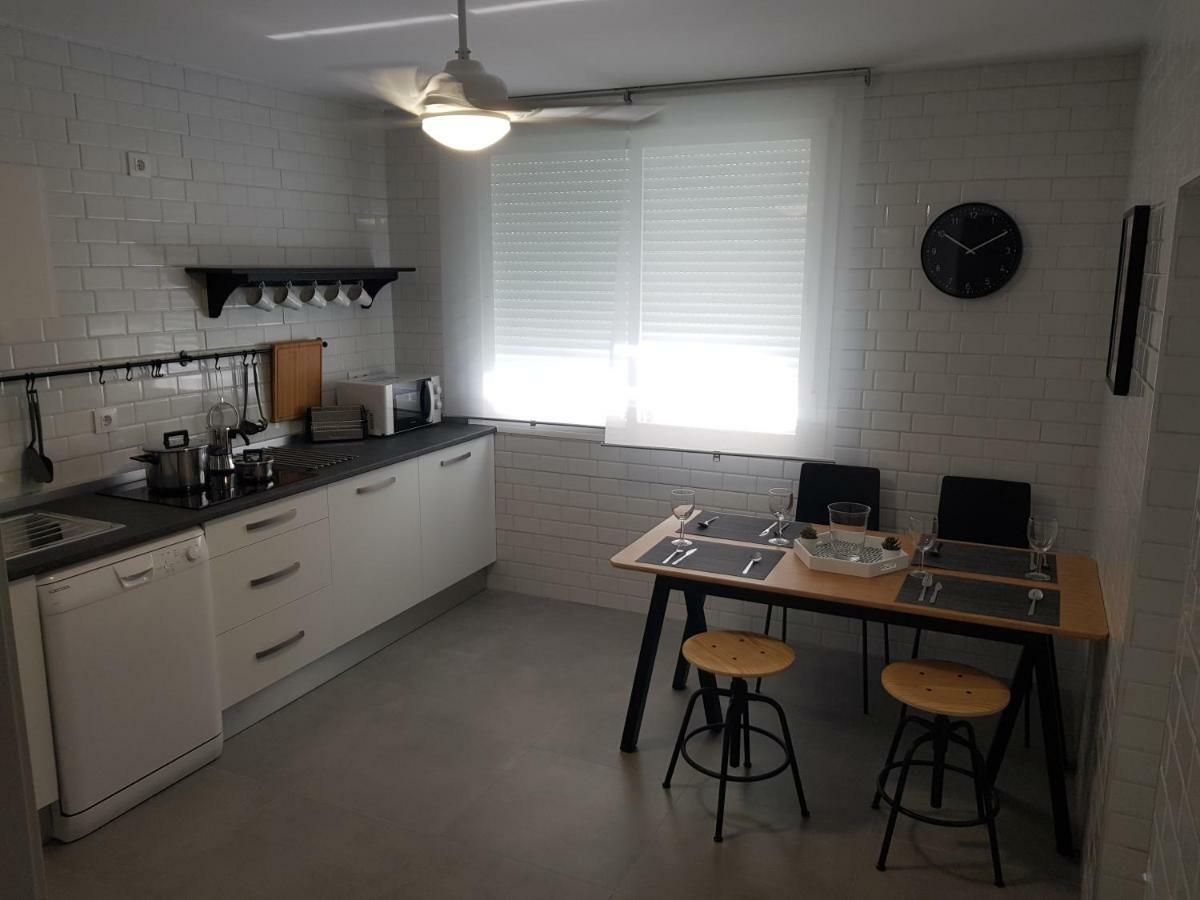 Apartamento Jerez 2018 เฮเรซ เด ลาฟรอนเตรา ภายนอก รูปภาพ