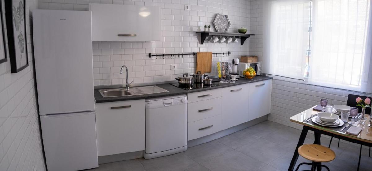 Apartamento Jerez 2018 เฮเรซ เด ลาฟรอนเตรา ภายนอก รูปภาพ